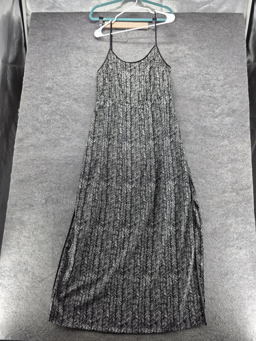 LOFT Dress Womens Large Black Chevron Maxi Slip Scoop Neck Sleeveless Casual
